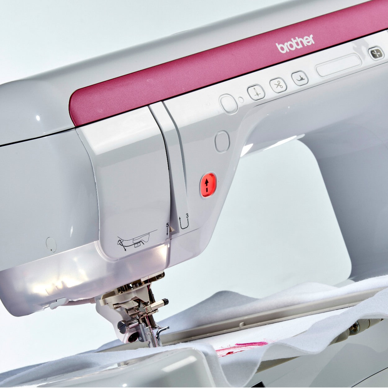 Brother Innov-is V3 LE embroidery SAVE £500 ! from Jaycotts Sewing Supplies