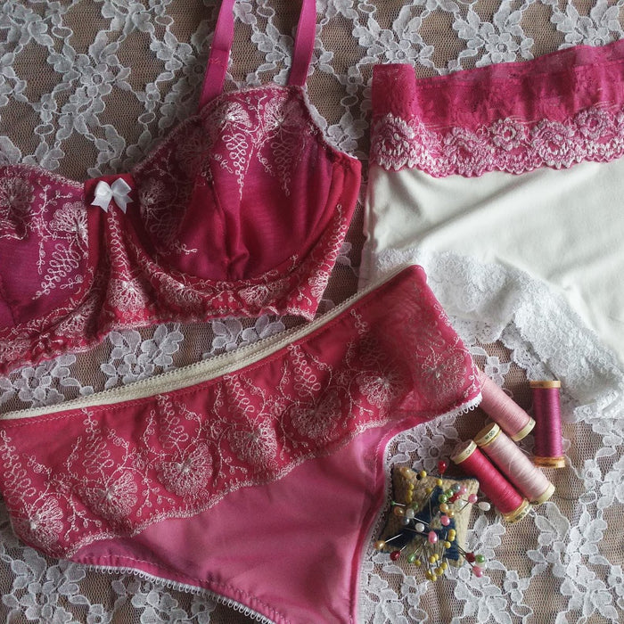 It's Sew Easy to Sew Lingerie, My Collection in Pink!