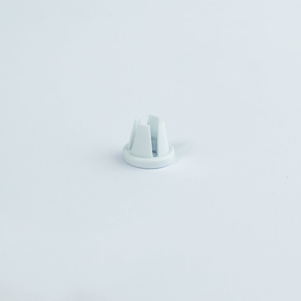 Bernina Spool Retaining Disk Small — jaycotts.co.uk - Sewing Supplies