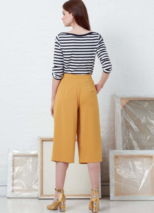 McCall's Sewing Pattern 7876 Ladies Jackets and Trousers from Jaycotts Sewing Supplies