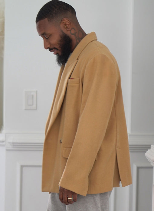 Know Me Sewing Pattern 2118 Men's Jacket by Norris Dánta Ford from Jaycotts Sewing Supplies