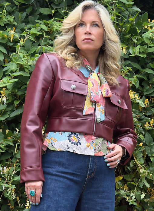 Know Me sewing pattern 2137 Blouse and Jacket by Lynn Brannelly from Jaycotts Sewing Supplies