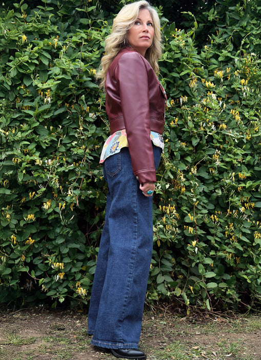 Know Me sewing pattern 2137 Blouse and Jacket by Lynn Brannelly from Jaycotts Sewing Supplies