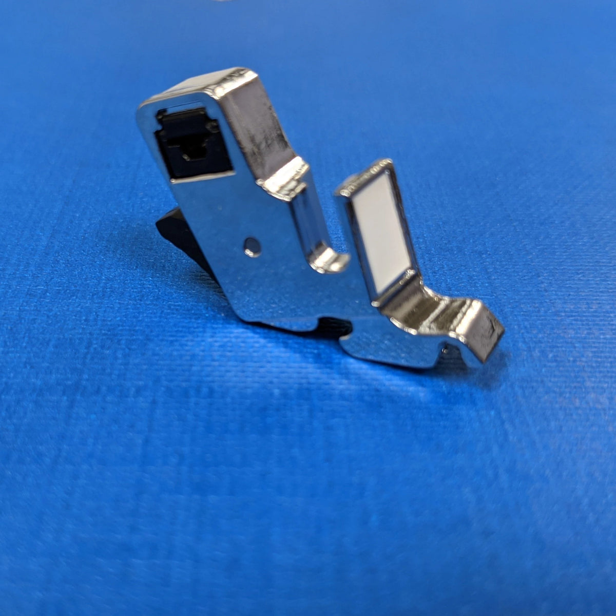 Brother presser foot holder — jaycotts.co.uk Sewing Supplies