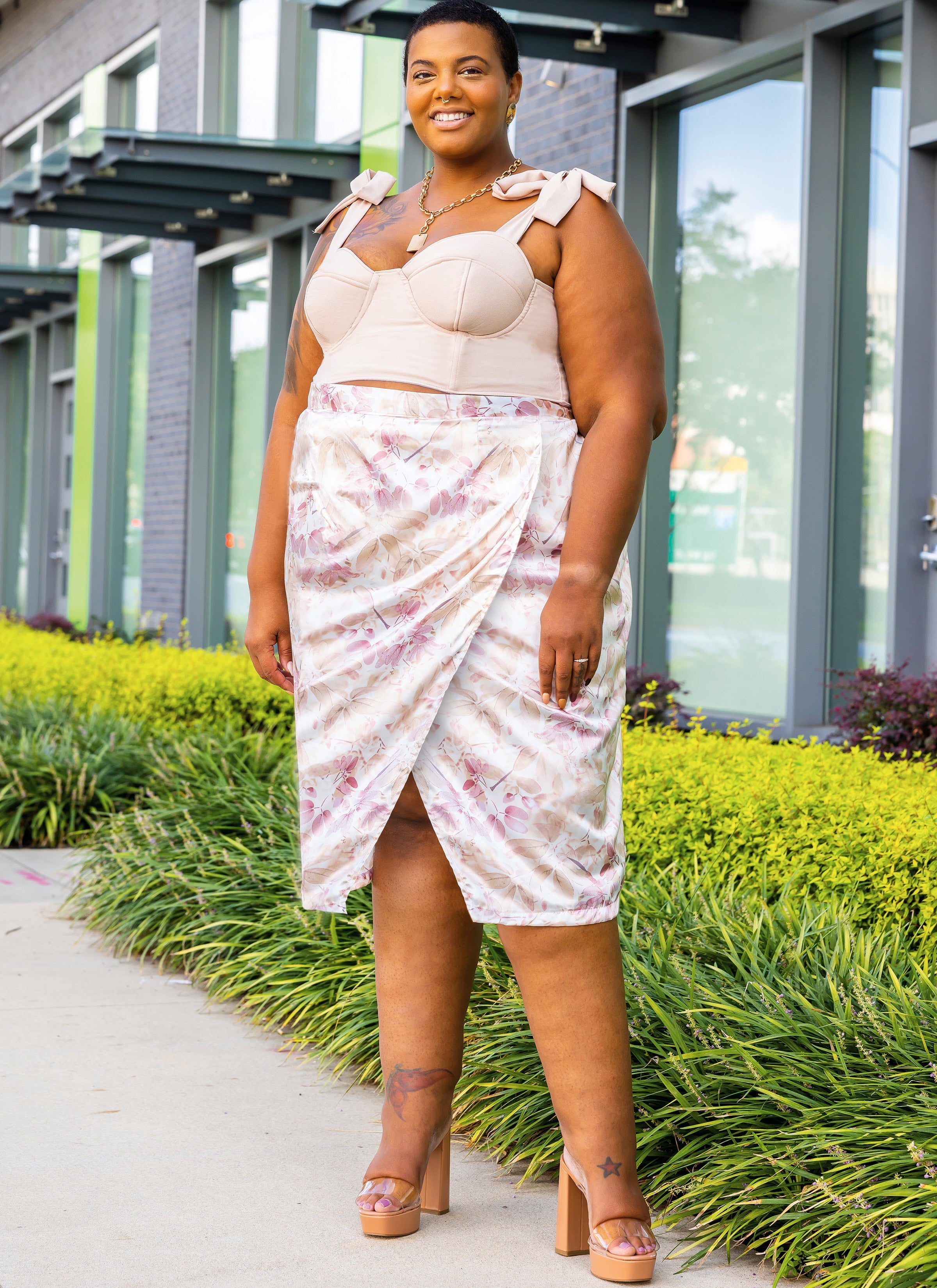 Know Me pattern 2015 Women's Lined Bustier and Skirt by Aaronica B. Cole from Jaycotts Sewing Supplies
