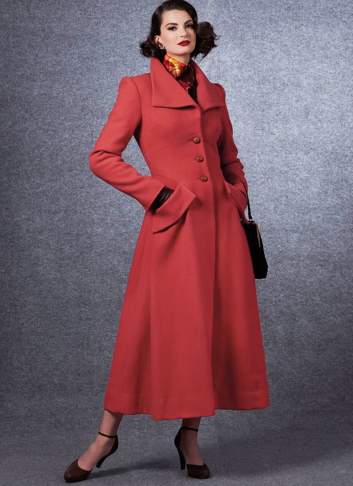 Vogue Sewing Pattern 1669 1940's coat | Vintage Vogue — jaycotts.co.uk ...