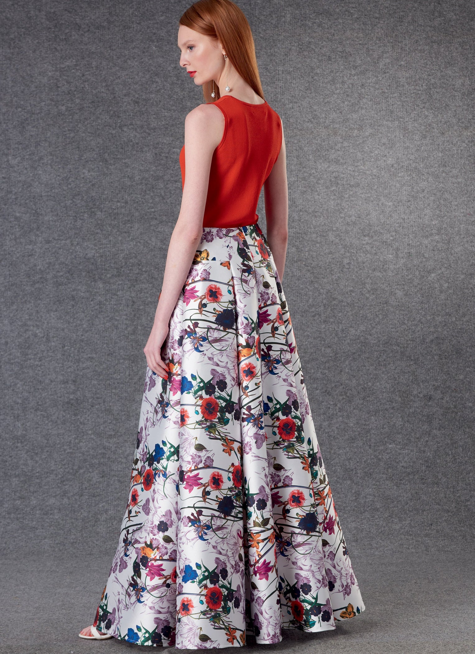 Vogue V1813 Misses' Skirts sewing pattern — jaycotts.co.uk - Sewing ...