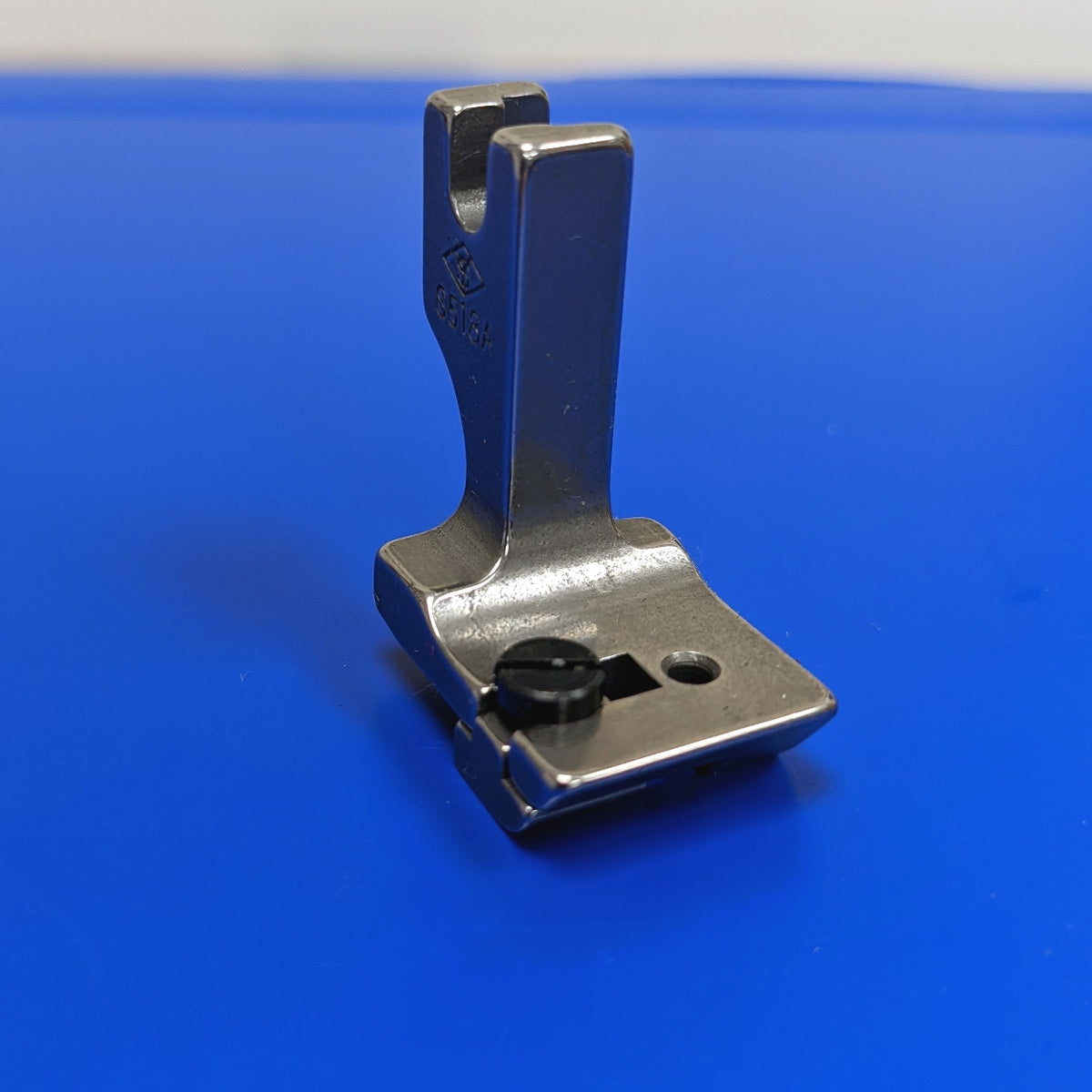 Concealed Zip Foot - Universal Adjustable Type — jaycotts.co.uk ...