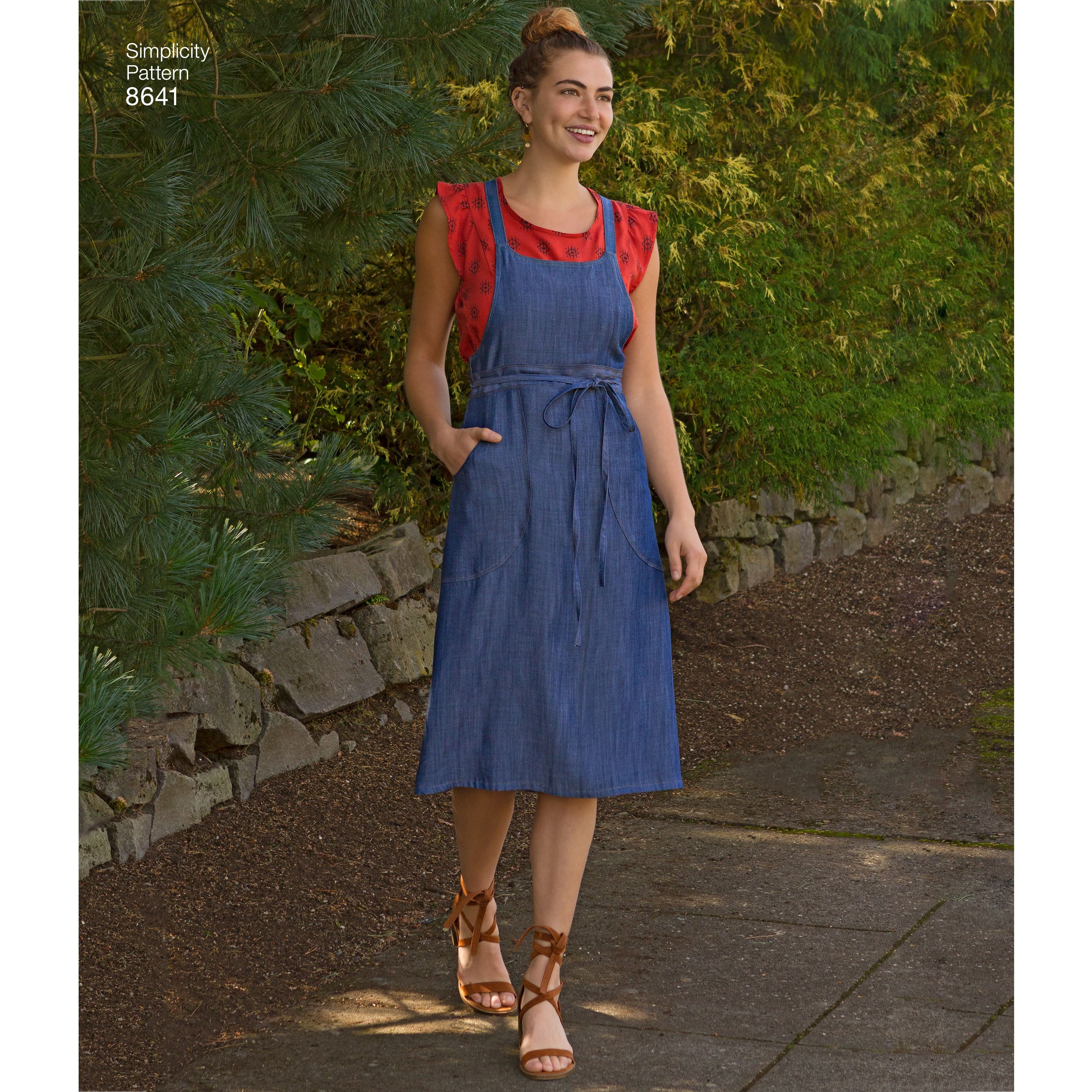 Simplicity Pattern 8641 Jumper dress from Jaycotts Sewing Supplies