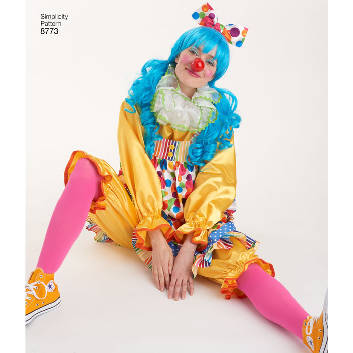 Simplicity Pattern 8773 traditional clown costume from Jaycotts Sewing Supplies