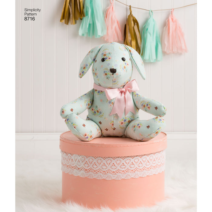 Simplicity Pattern 8716 stuffed-toy-animals from Jaycotts Sewing Supplies