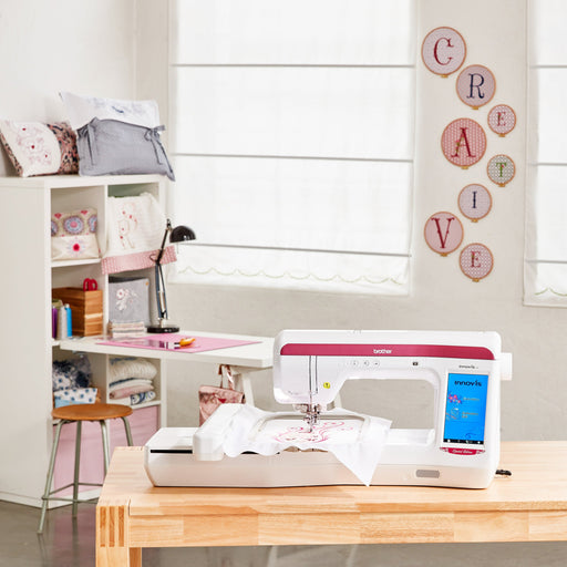 Brother Innov-is V3 LE - Free Software worth £399 from Jaycotts Sewing Supplies